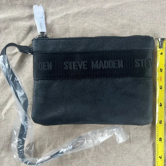Steve Madden Wristlet Makeup pouch purse New - Picture 7 of 11